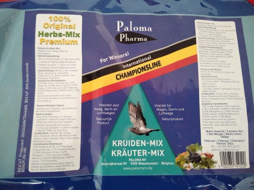 Przejdź do produktu PALOMA Multi Power Krauter Mix Premium 500 g - posypka ziołowa na karmę dla gołębi